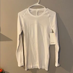 Lulu Lemon long sleeve